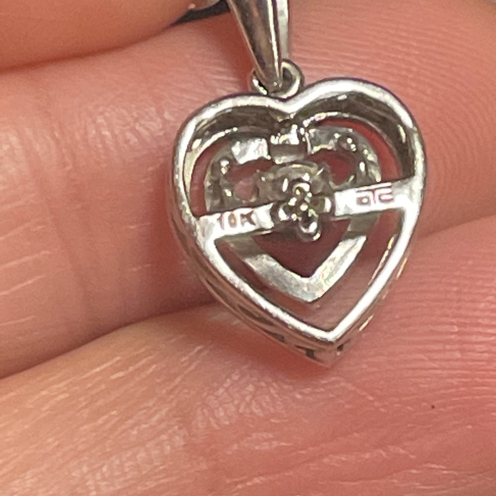 10k white gold necklace - Picture 4 of 14